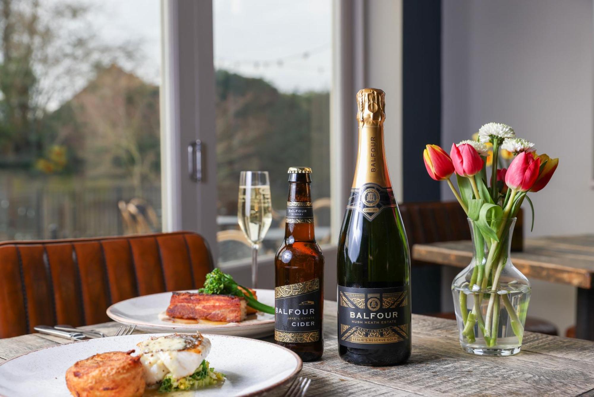 The Goudhurst Inn מראה חיצוני תמונה